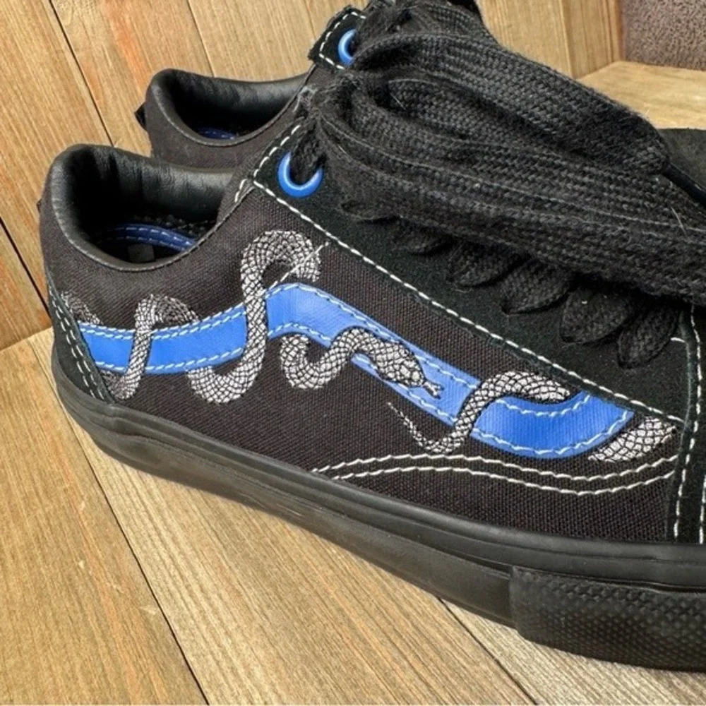 Vans excellent preowned